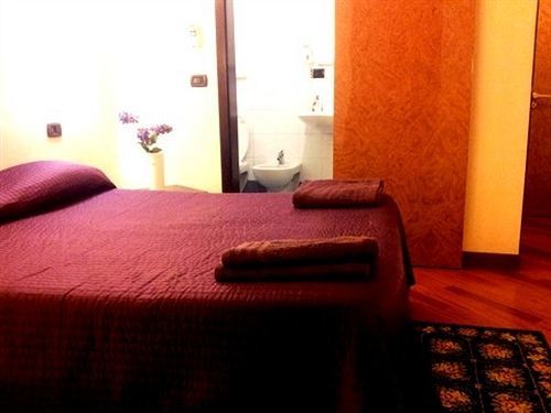 Termini Station Rooms Rome Exterior photo