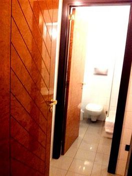 Termini Station Rooms Rome Exterior photo